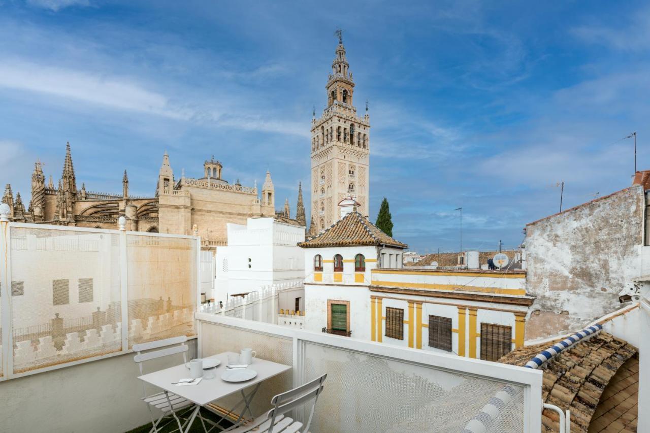 Historic Building Cathedral Apartment Sevilla Bagian luar foto