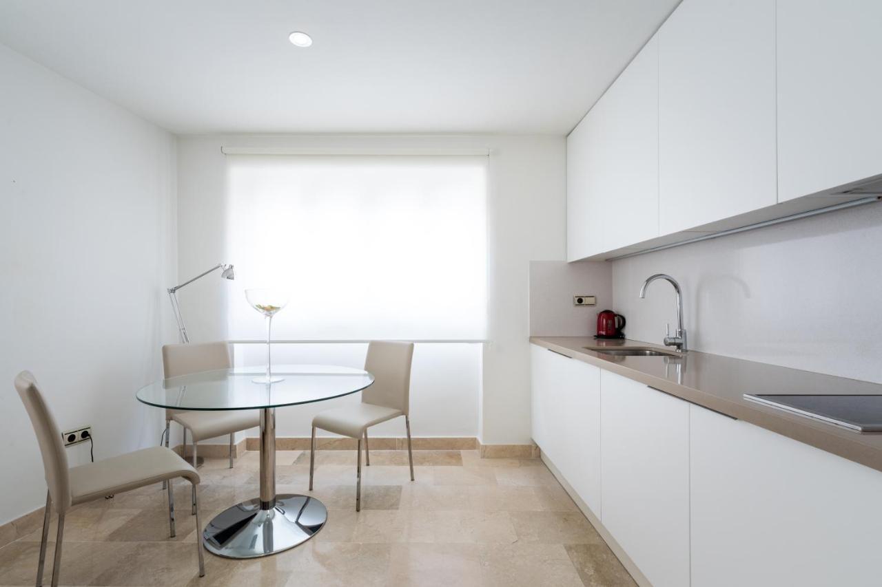 Historic Building Cathedral Apartment Sevilla Bagian luar foto