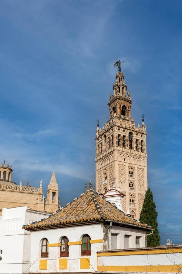 Historic Building Cathedral Apartment Sevilla Bagian luar foto